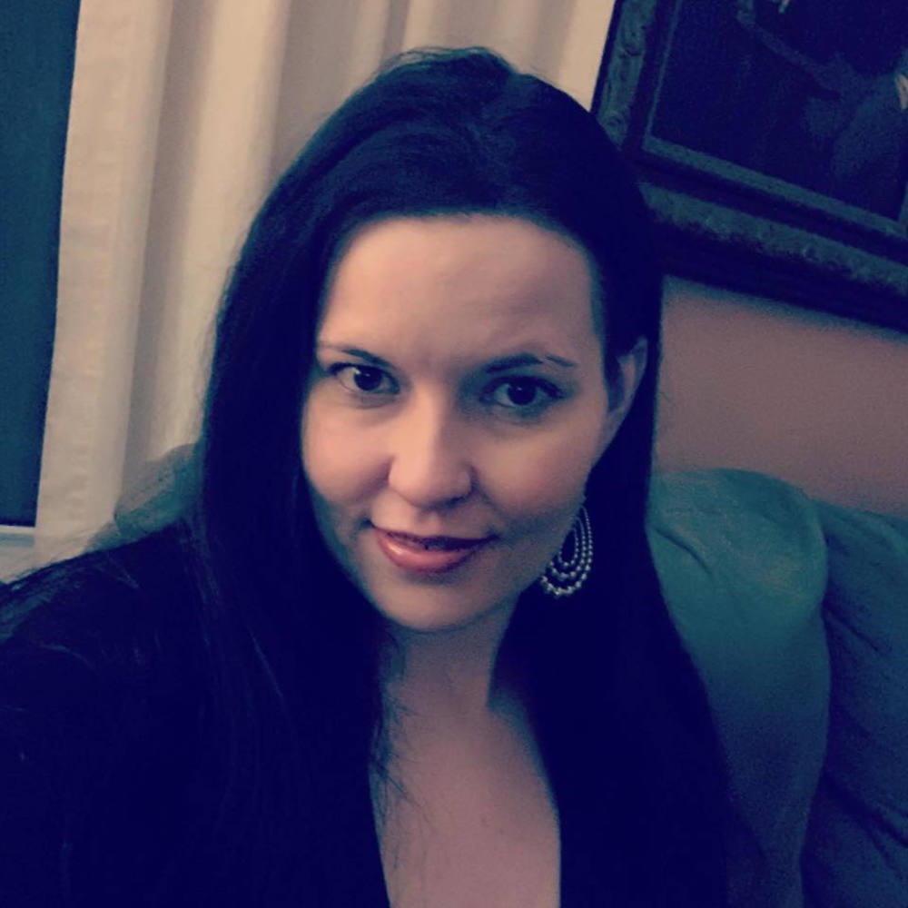 Meet your Posher, Julienne